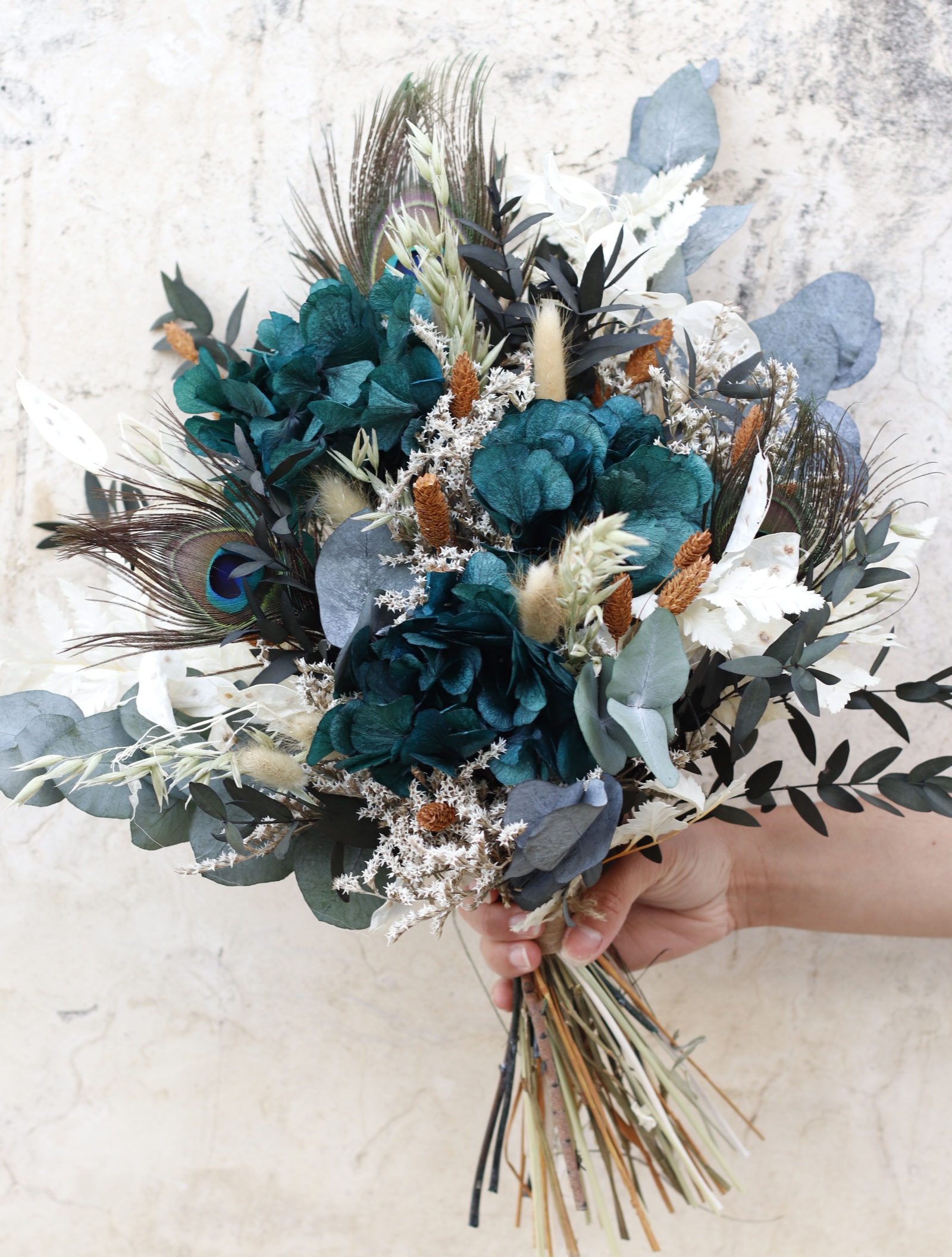 Bouquet fleurs séchées junna bleu paon bouquet de décoration - Le Dahlia  Noir